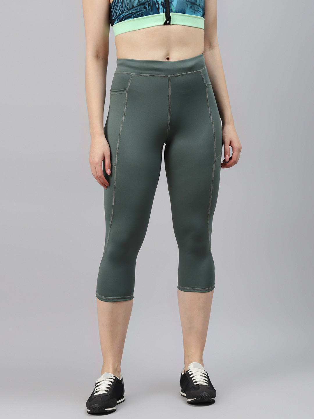 Blinkin Women Green 3/4th High Waist Training Tights With Side Pockets
