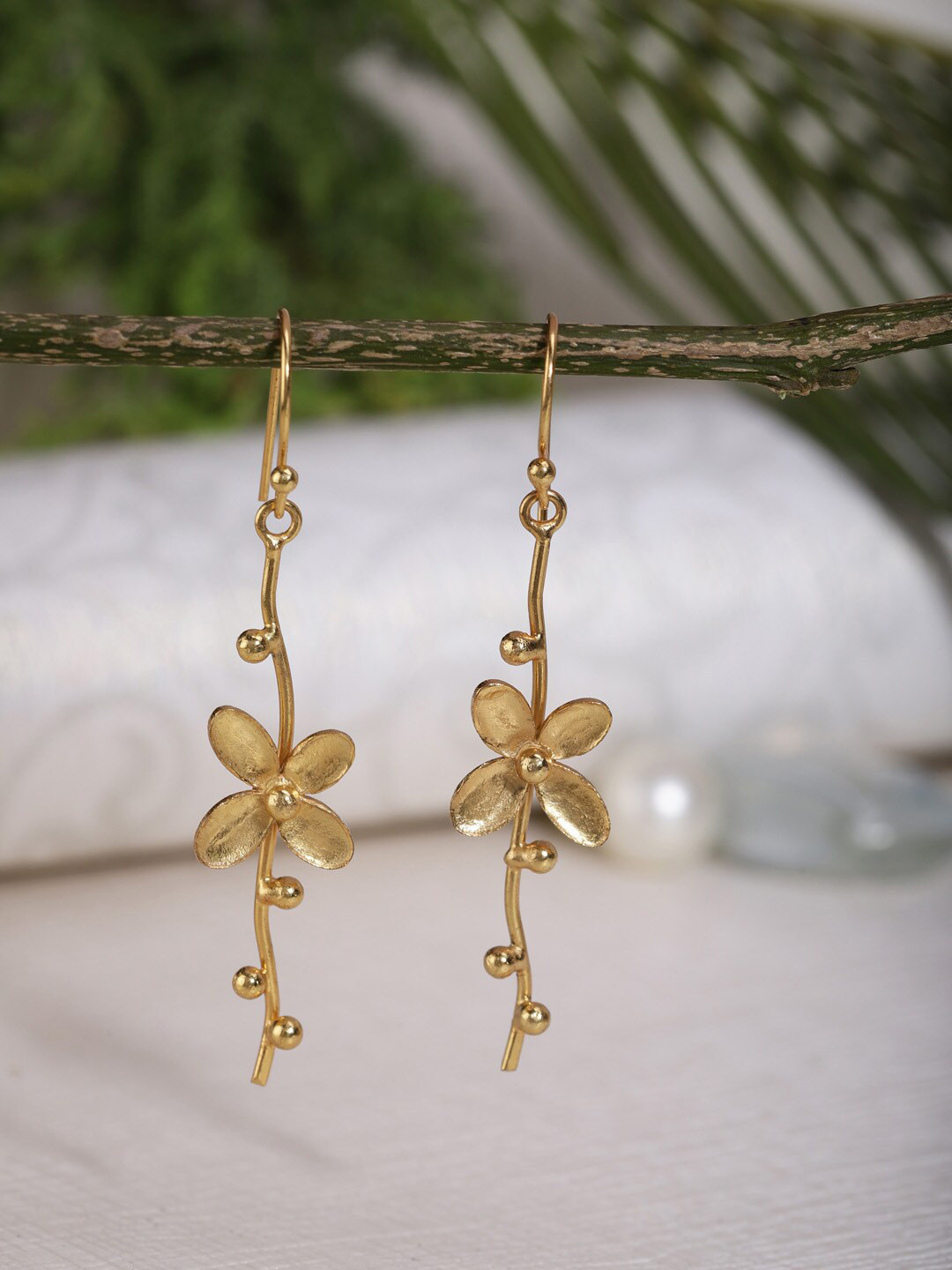 Berserk Gold-Toned Contemporary Floral Vine Drop Earrings