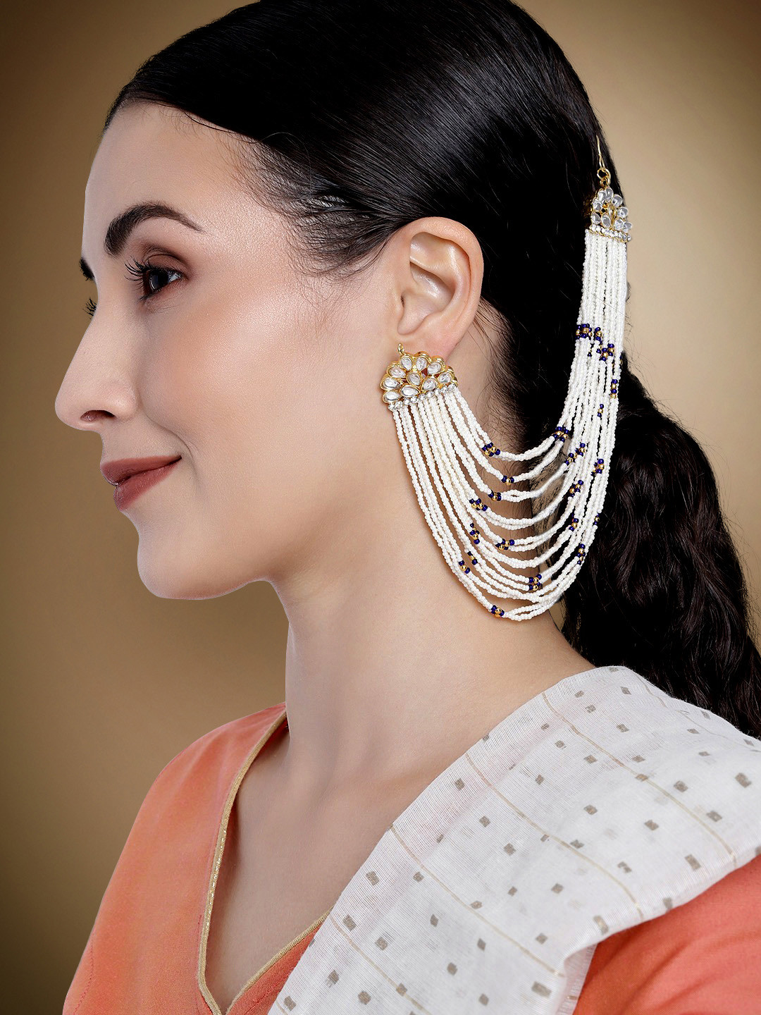 Peora White & Navy Blue Gold-Plated Classic Pearl Embellished Ear Chain