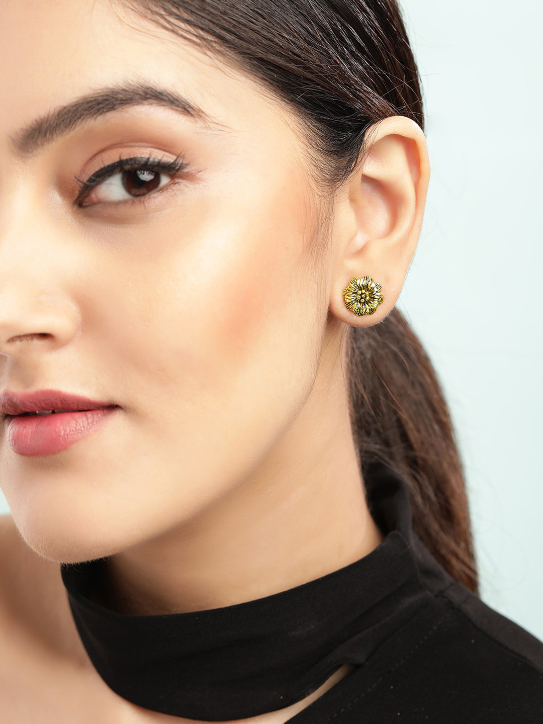 TOKYO TALKIES X rubans FASHION ACCESSORIES Woman Gold-Toned Floral Stud Earrings
