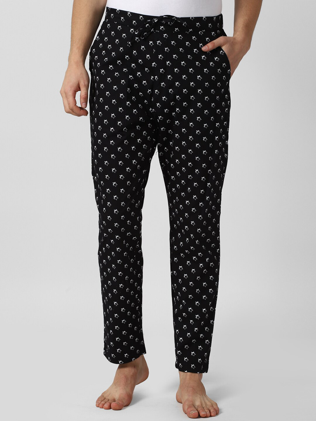 Peter England Men Black & White Printed Pure Cotton Lounge Pants