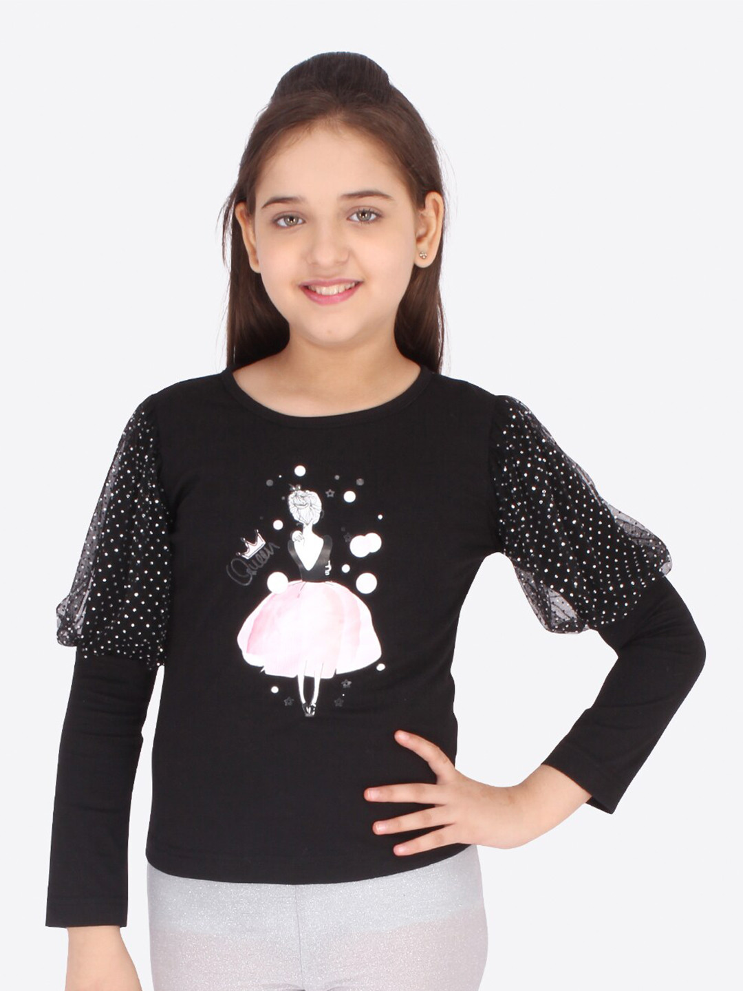 CUTECUMBER Black Applique Regular Top