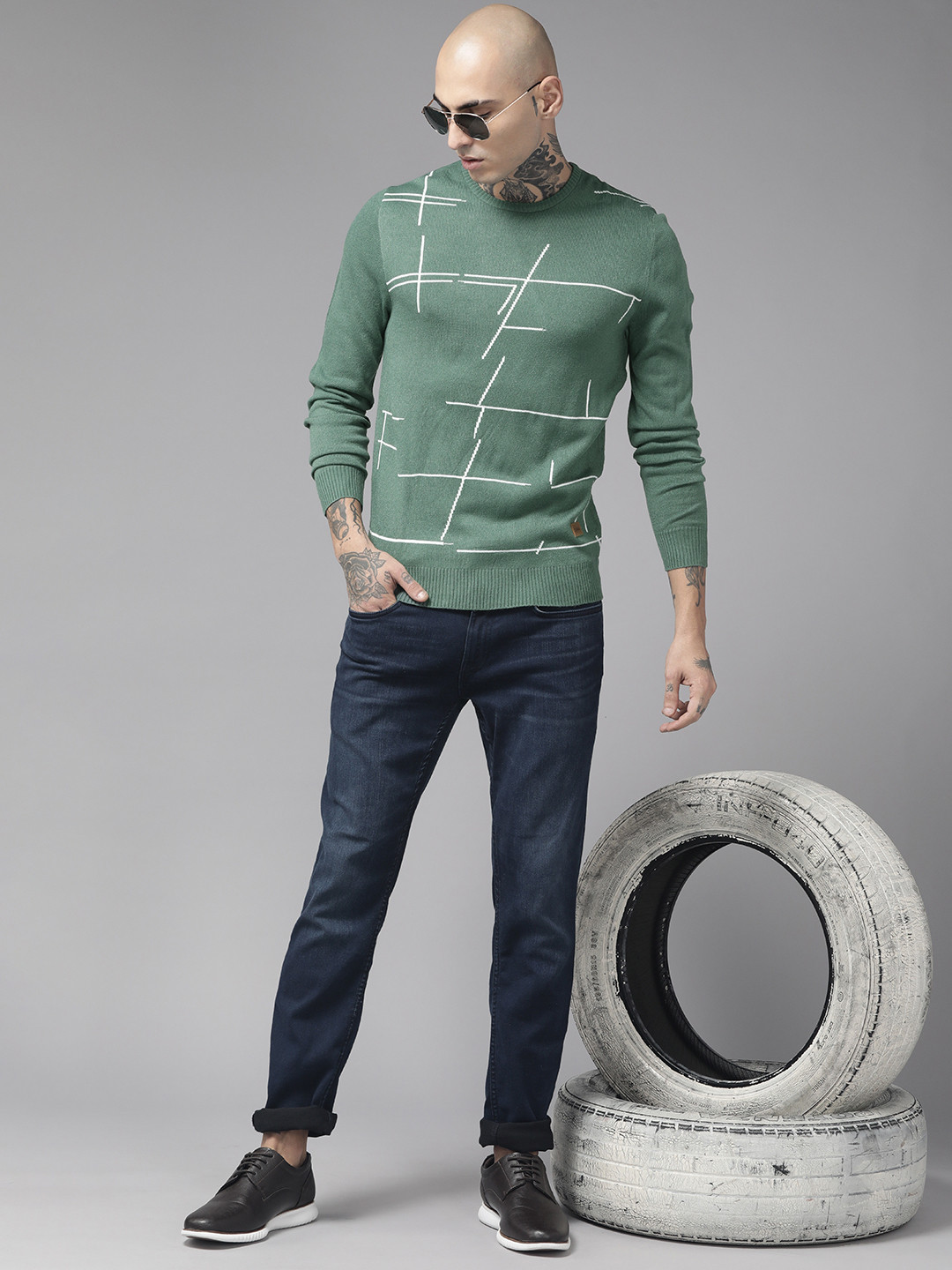 The Roadster Lifestyle Co. Men Sage Green & White Geometric Pattern Acrylic Pullover