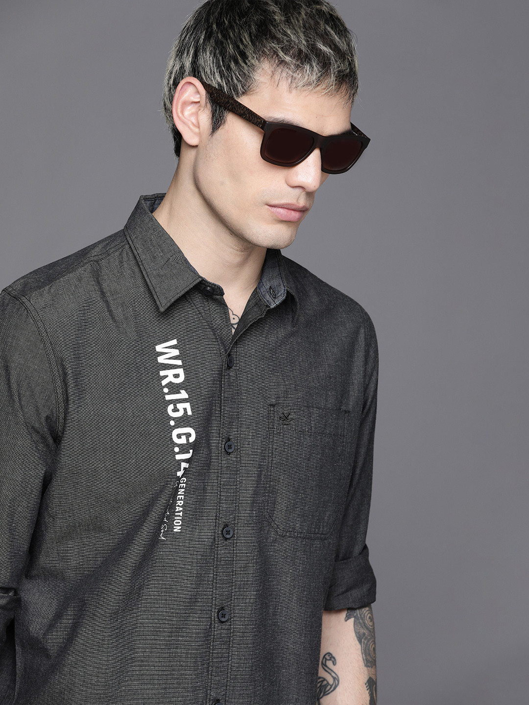 WROGN Men Black Slim Fit Placement Printed Casual Shirt