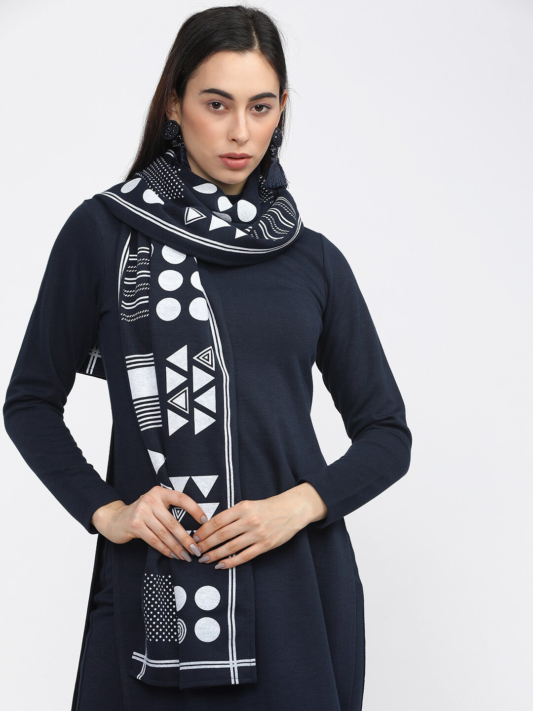 Vishudh Navy Blue & White Printed Dupatta