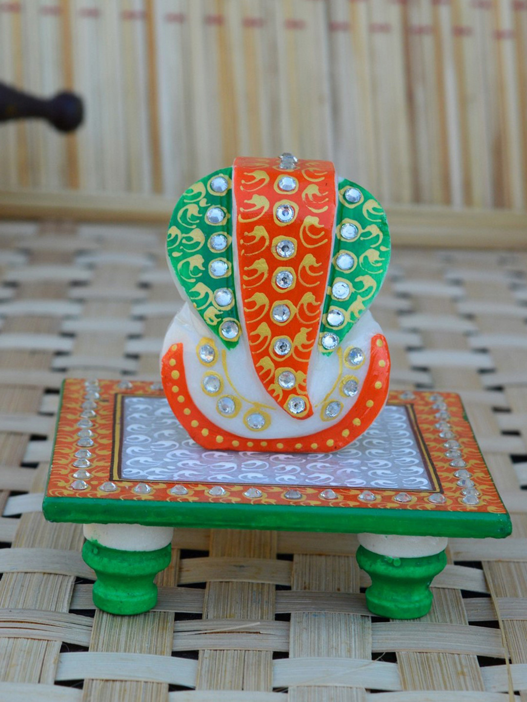 eCraftIndia Charismatic Lord Ganesha White Marble Metallic Prayer Room Small Showpiece - 4 Inches