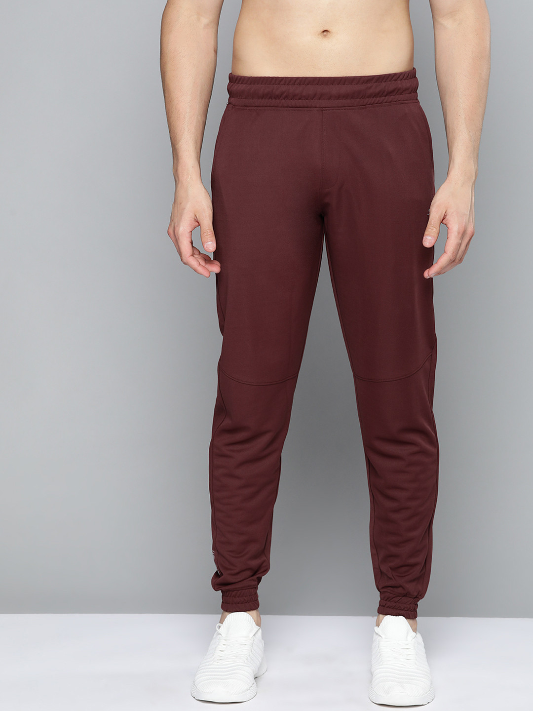 Slazenger Men Maroon Solid Running Rapid-Dry Joggers