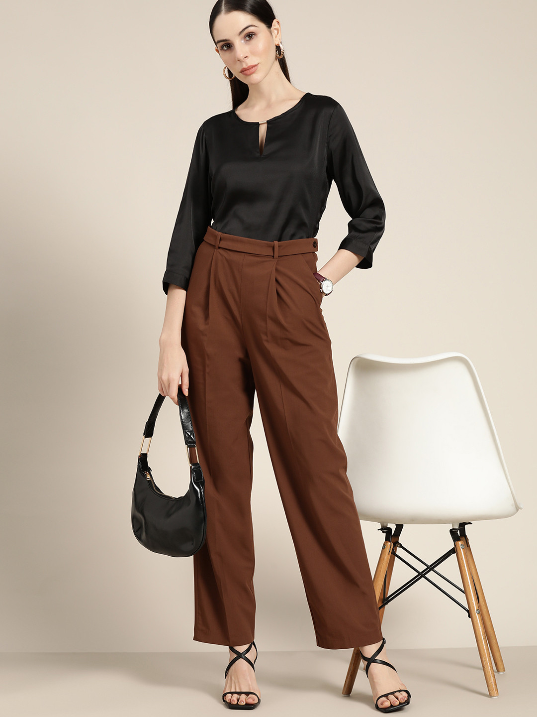 her by invictus Black Keyhole Neck Top