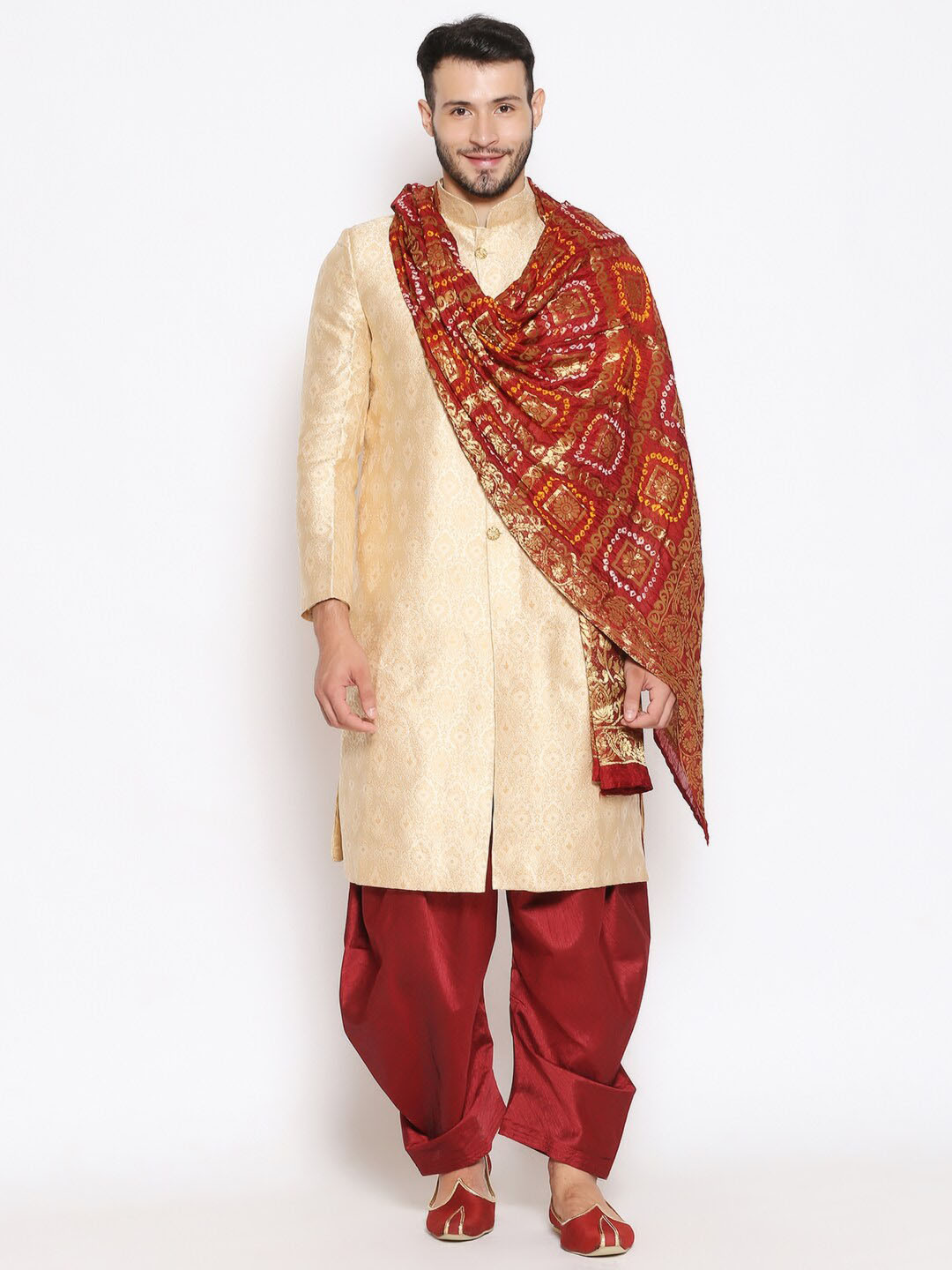 Dupatta Bazaar Men Maroon & Yellow Woven Design Bandhani Dupatta