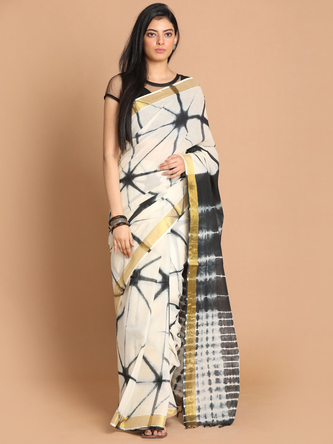 Indethnic White & Black Tie and Dye Pure Cotton Saree
