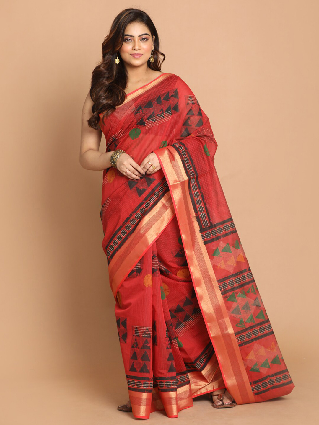 Saranee Maroon & Black Printed Saree