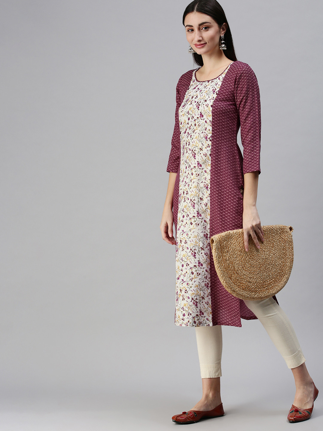 SheWill Women Burgundy & White Ethnic Motifs Printed Round Neck Cotton Straight Kurta