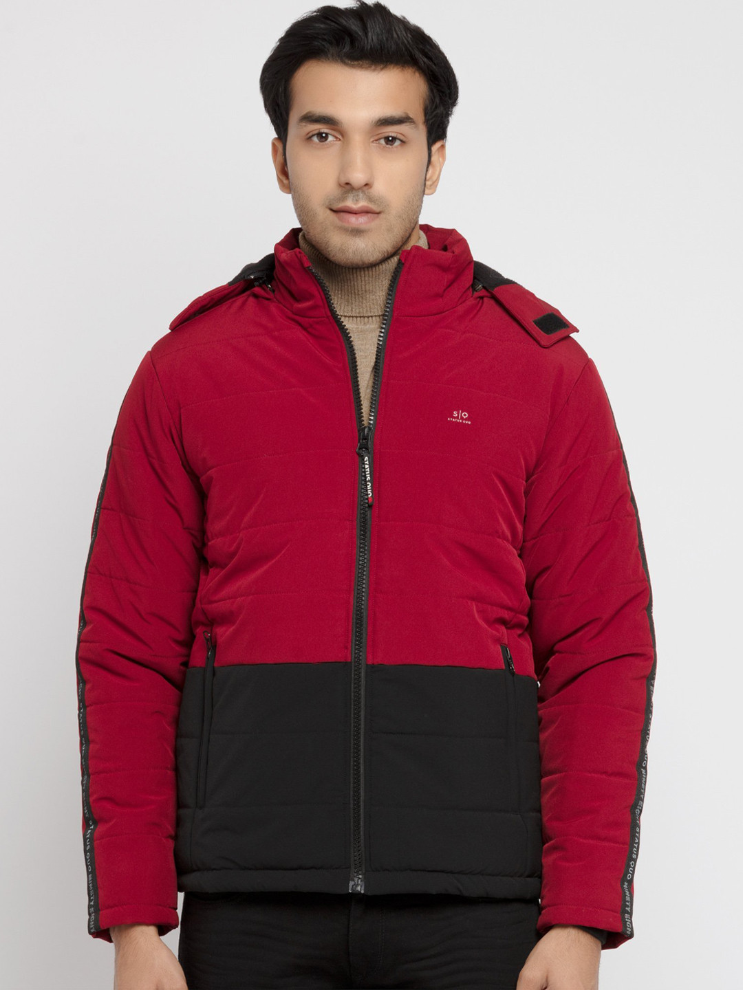 Status Quo Men Black Colourblocked Padded Jacket