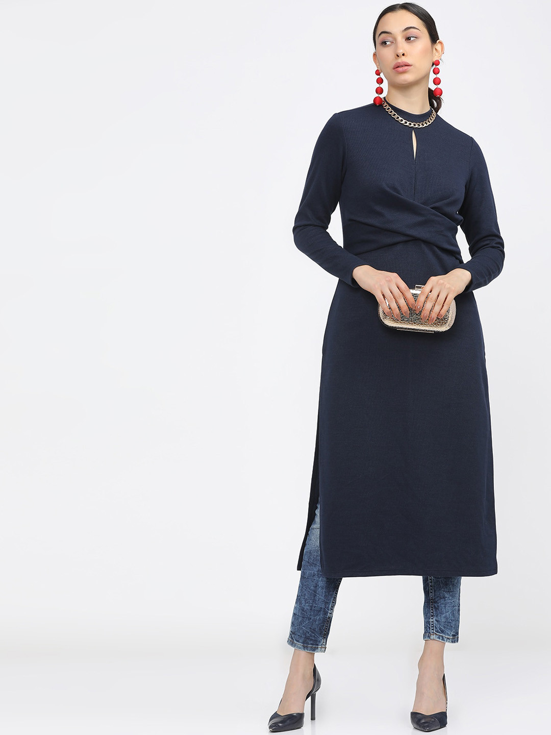 Vishudh Women Navy Blue Keyhole Neck Knitted Kurta