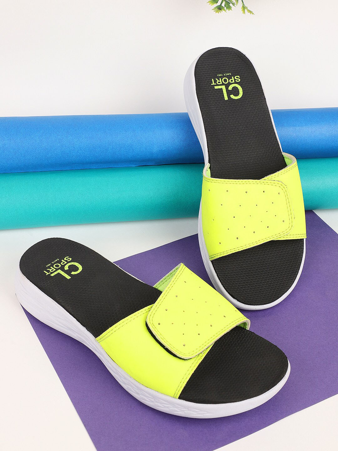 Carlton London sports Women Green & Black Sliders