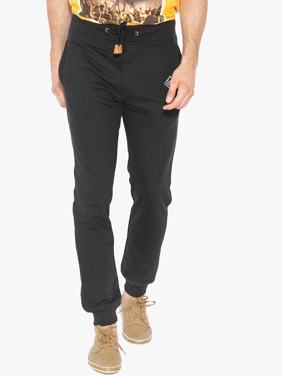 Status Quo Men Black Solid Joggers