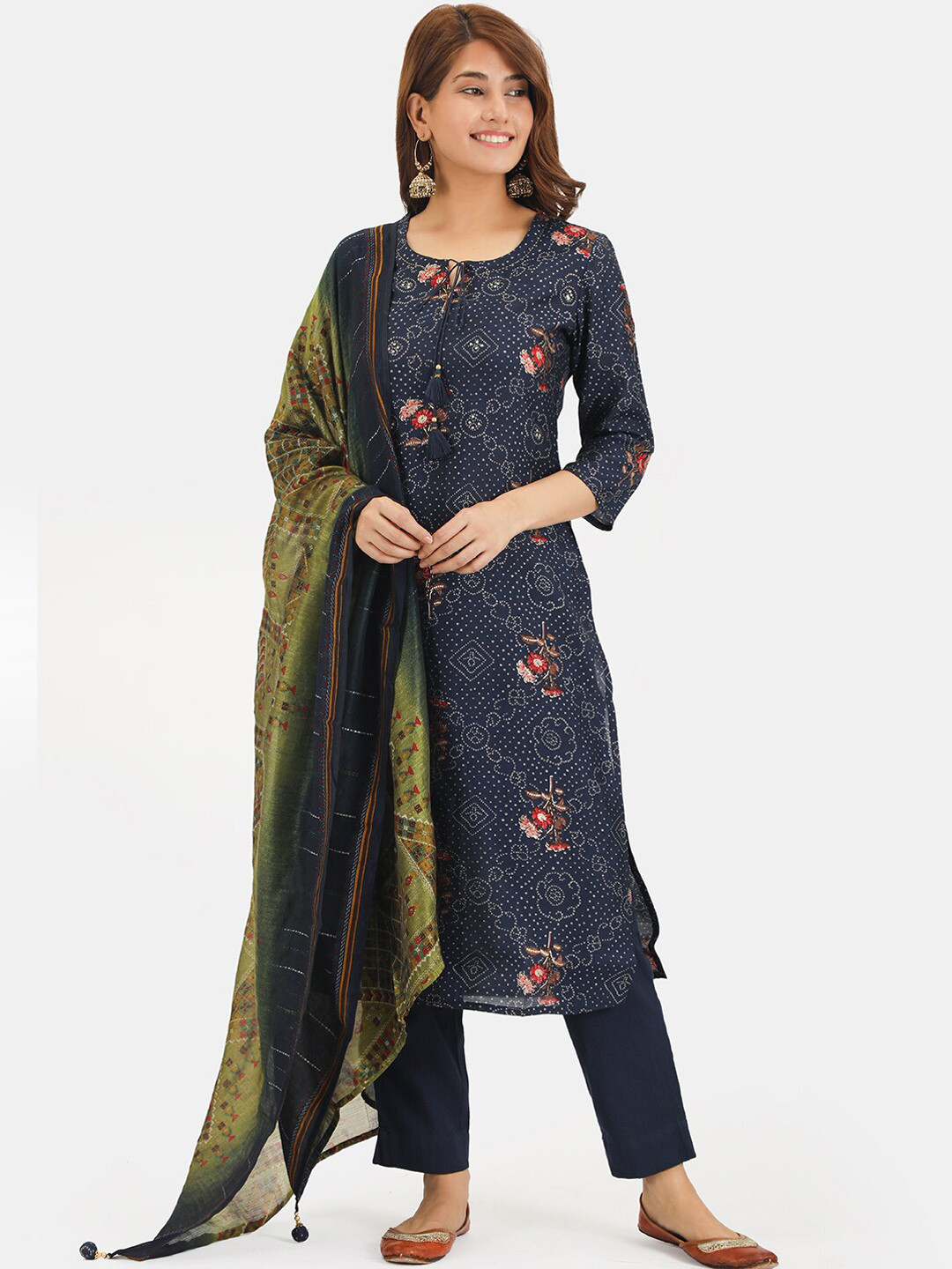 Do Dhaage Women Navy Blue Bandhani Printed Regular Kurta with Trousers & With Dupatta