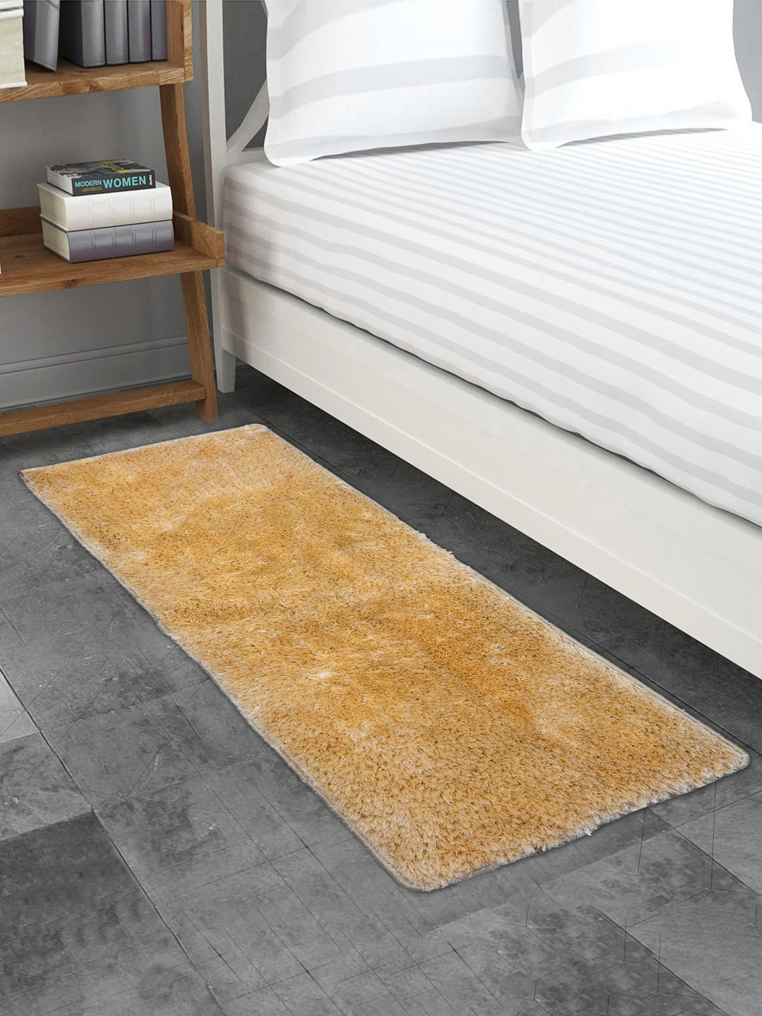 Arrabi Cream-Coloured Solid Bed Runner