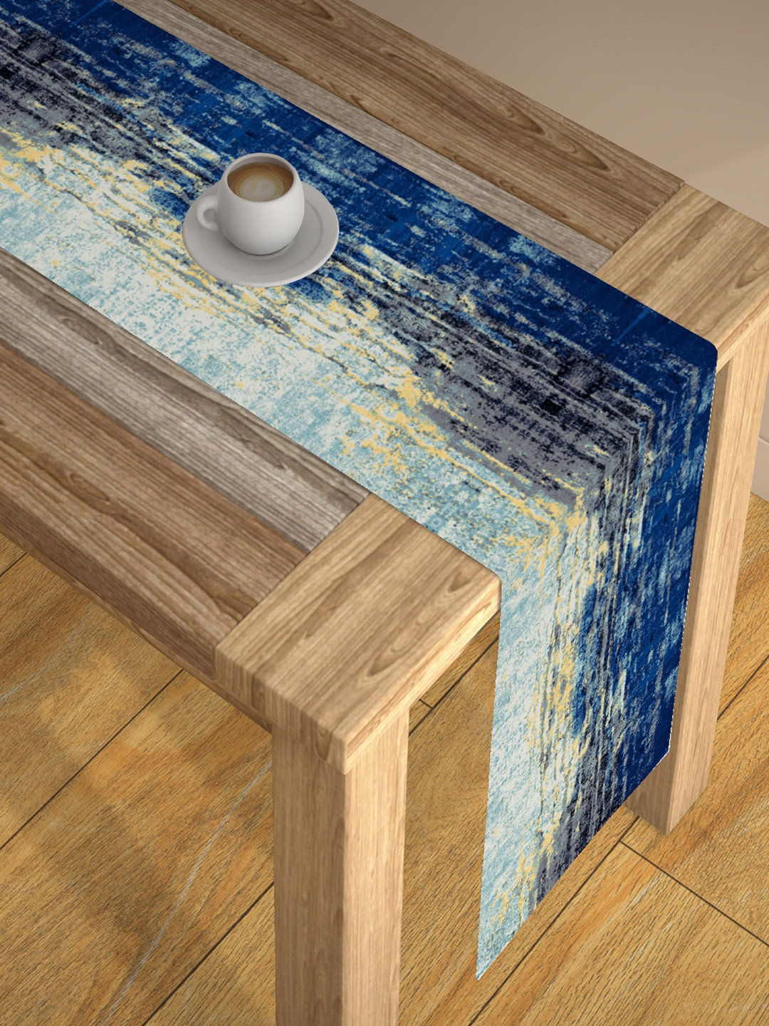 AEROHAVEN Blue Floral Printed Table Runner