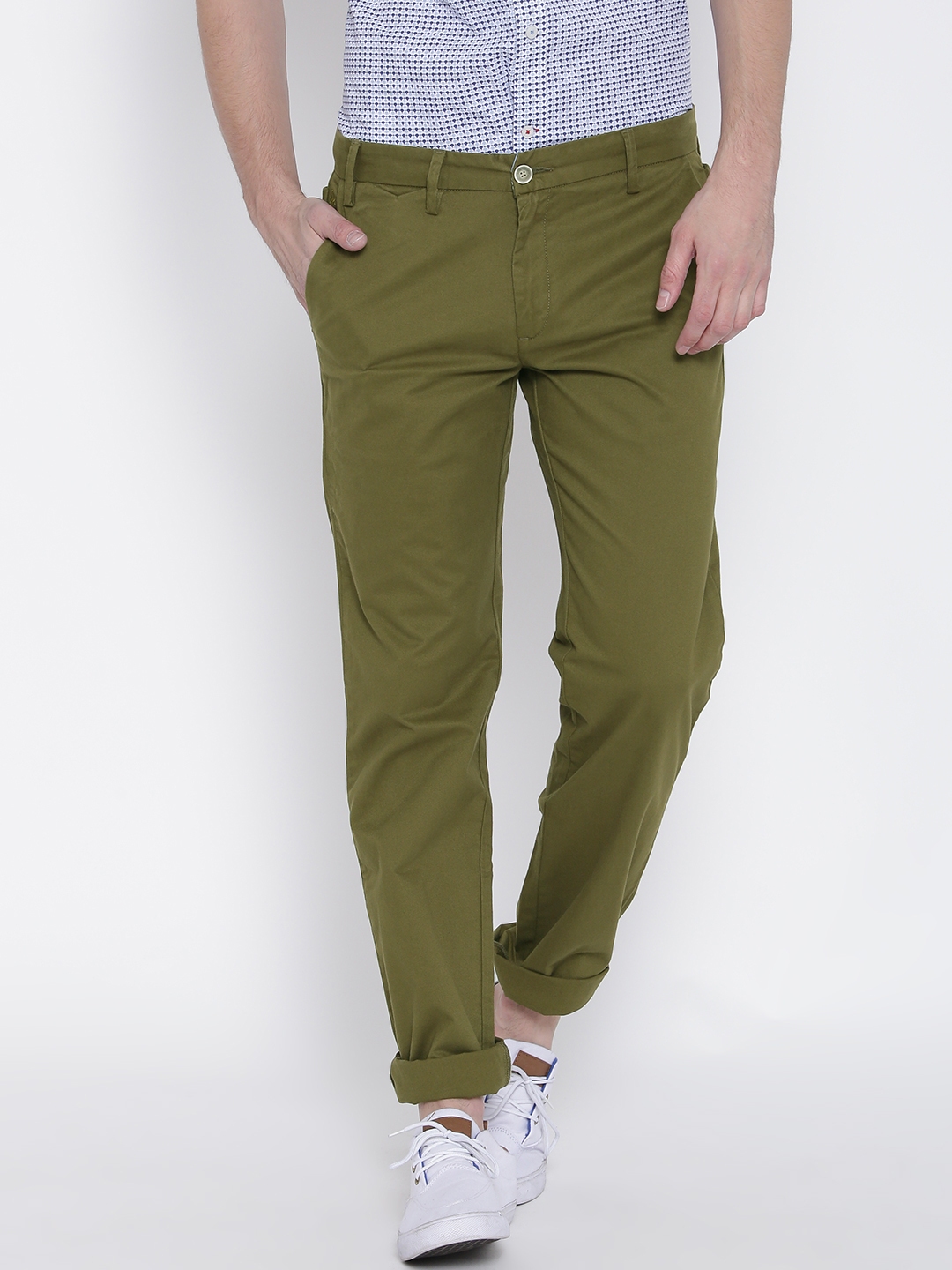 Men Solid Slim Fit Trousers  Green  Benetton