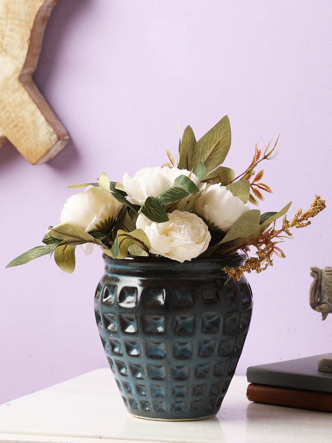 The Decor Mart Black & Green Textured Ceramic Planter Pot