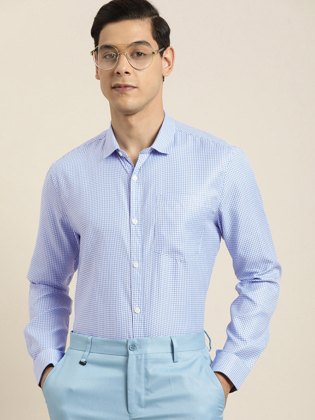 INVICTUS Men Blue Slim Fit Gingham Checked Semiformal Shirt