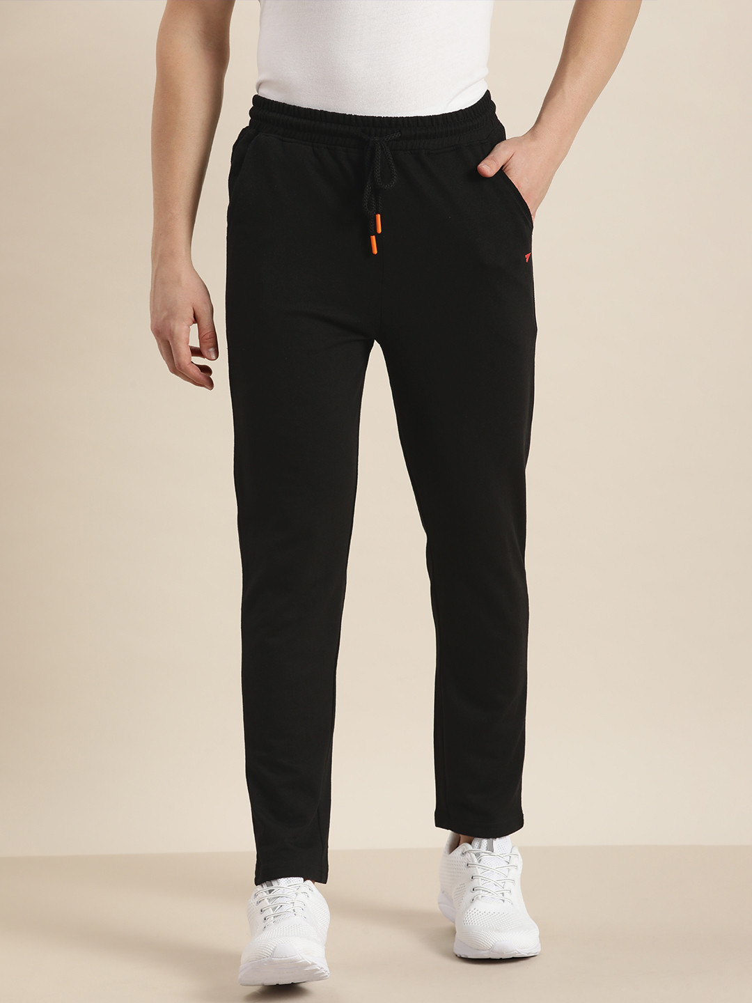 Invictus Indoor Men Black Solid Mid-Rise Track Pants