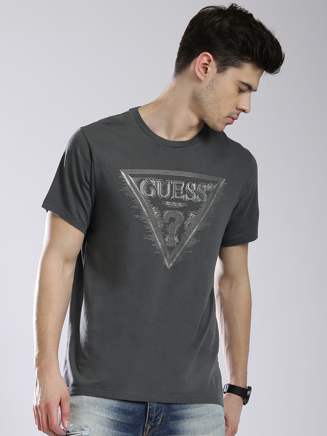 kjole lol Niende Buy GUESS Men Charcoal Grey Printed Round Neck T Shirt - Tshirts for Men  1623831 | Myntra