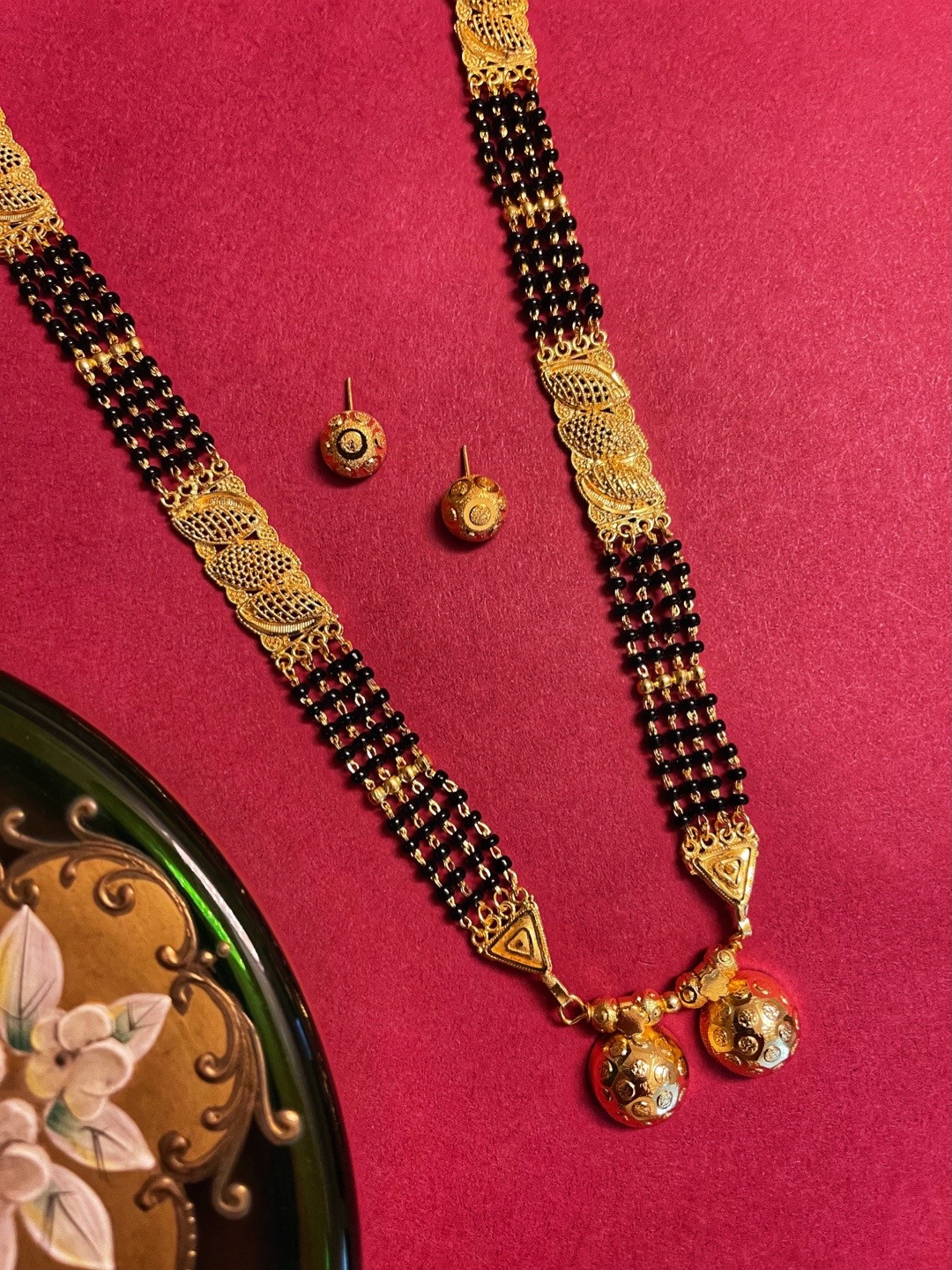 Digital Dress Room Gold-Plated Black Beads-Studded Traditional Mangalsutra Set