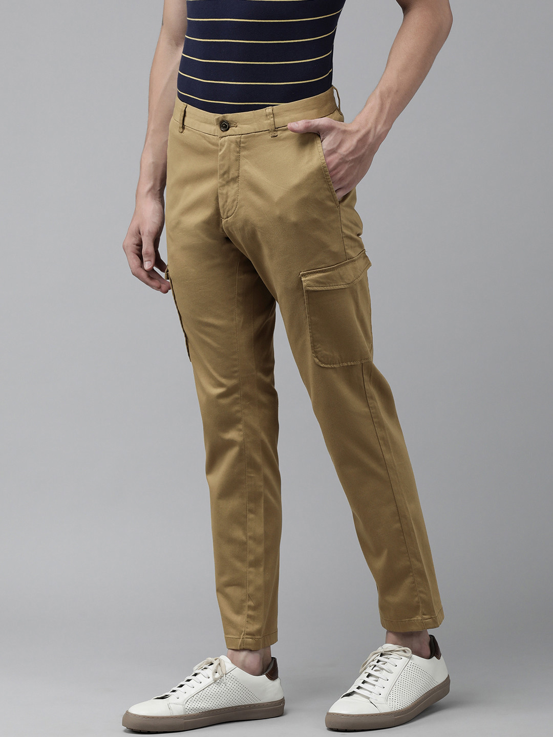 Arrow Sport Men Khaki Slim Fit Cargos Trousers