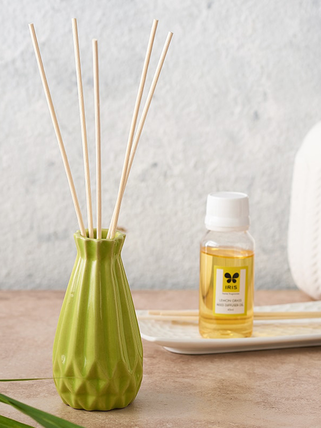 Iris Green Reed Diffuser Set