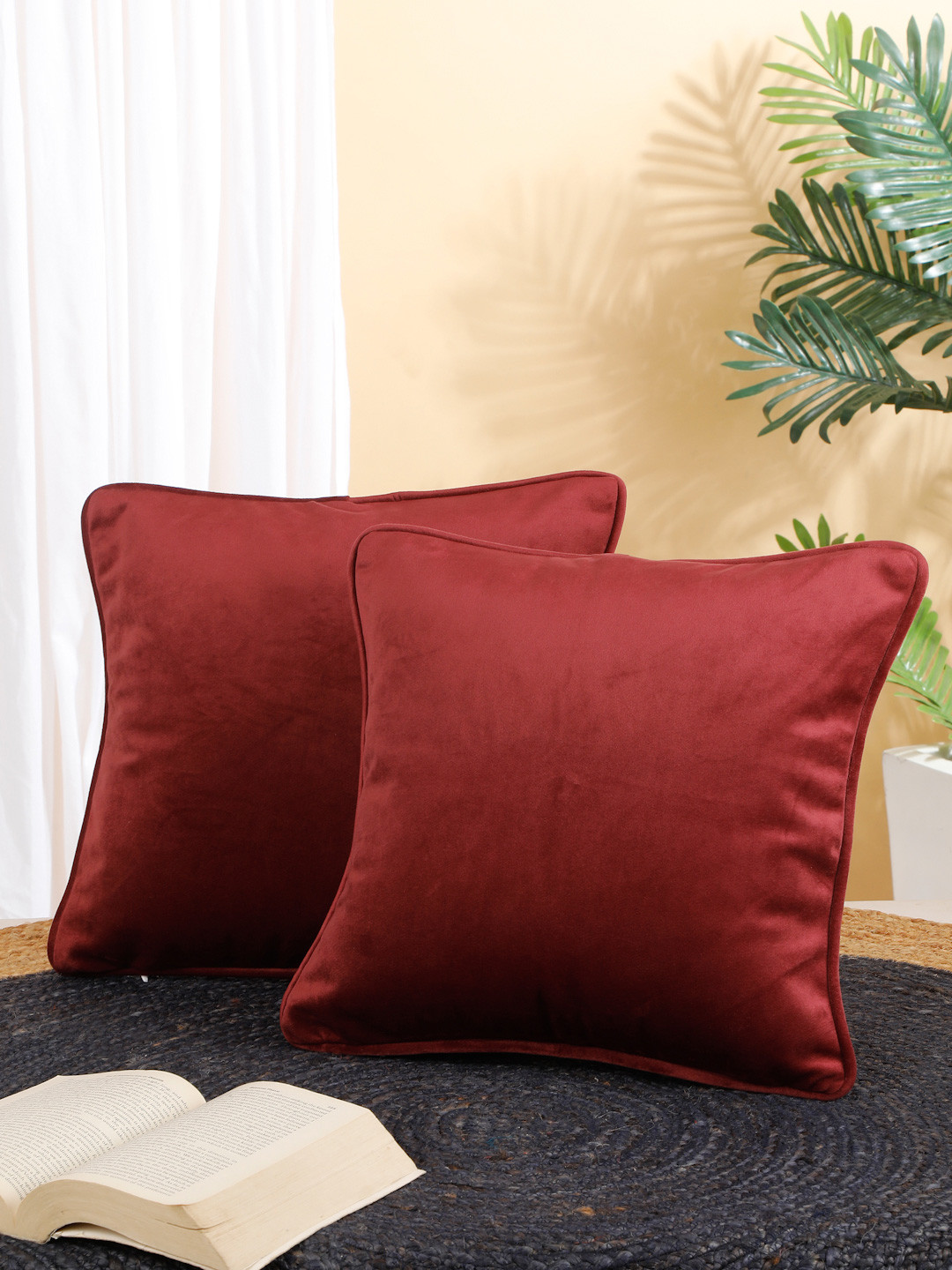 ROSARA HOME Maroon Velvet Washable 2 Pcs Square Cushion Covers - 15.7 x 15.7 In