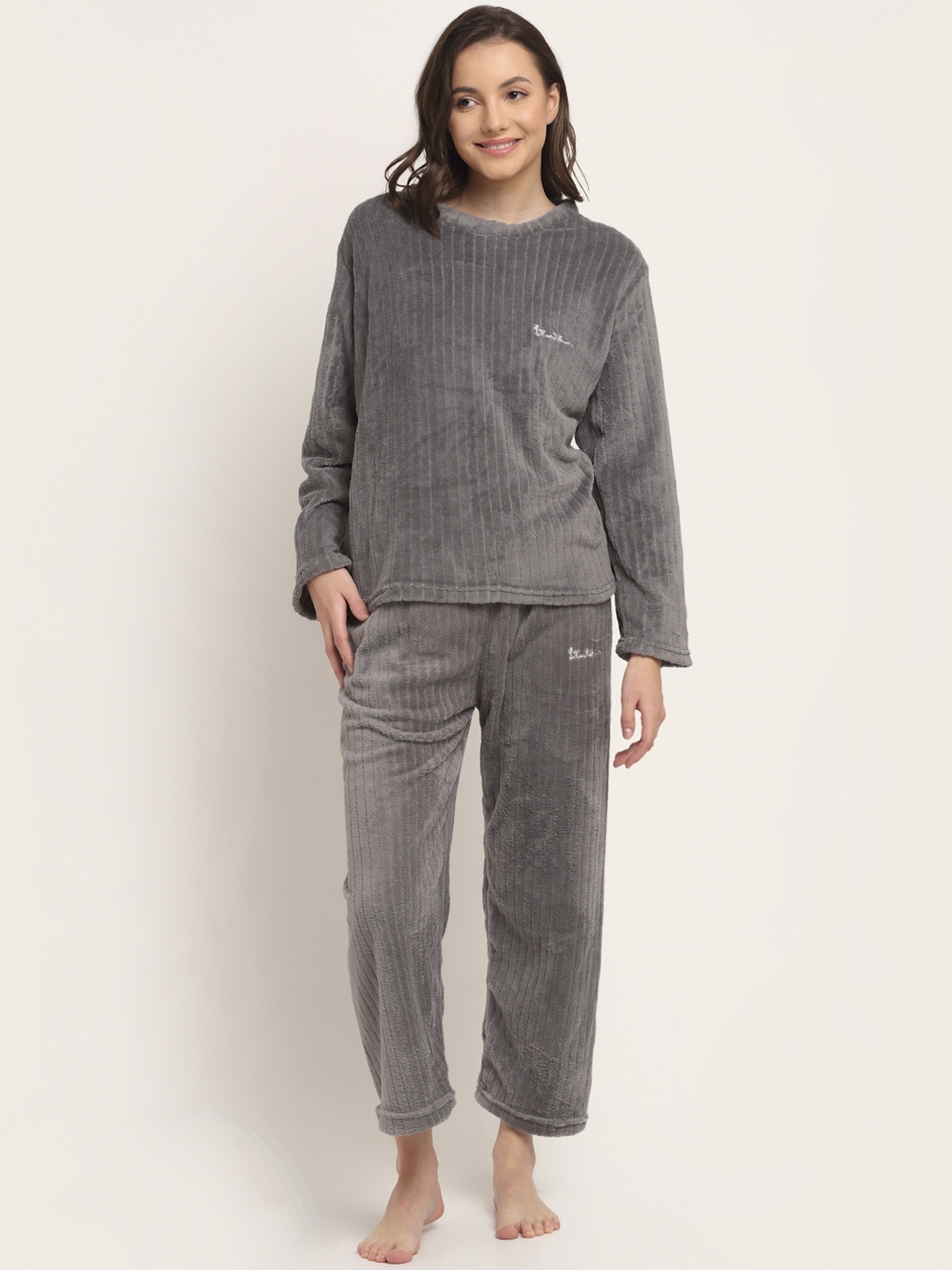 Kanvin winter top night suit
