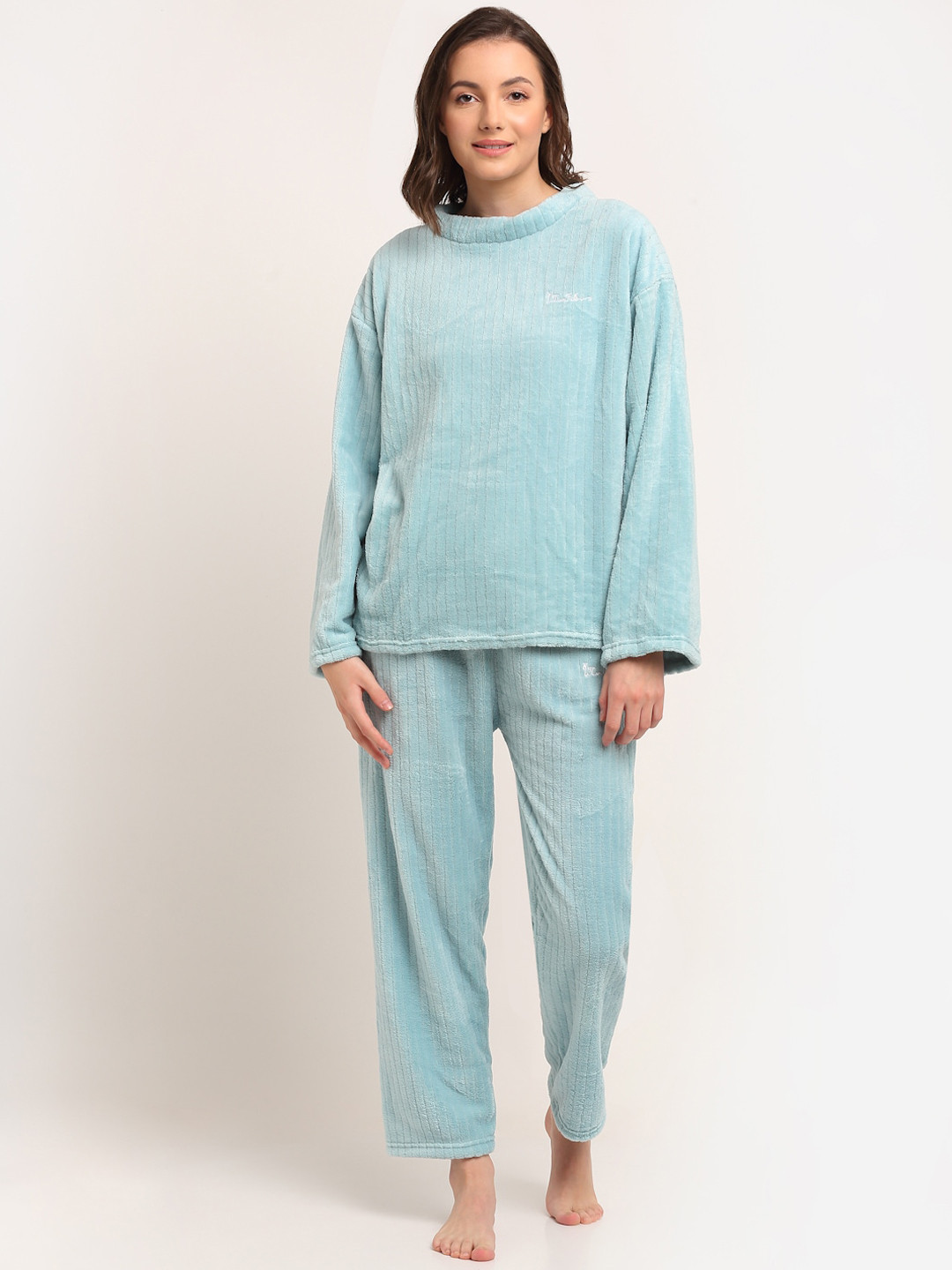 TAG 7 Women Blue Fleece Night suit