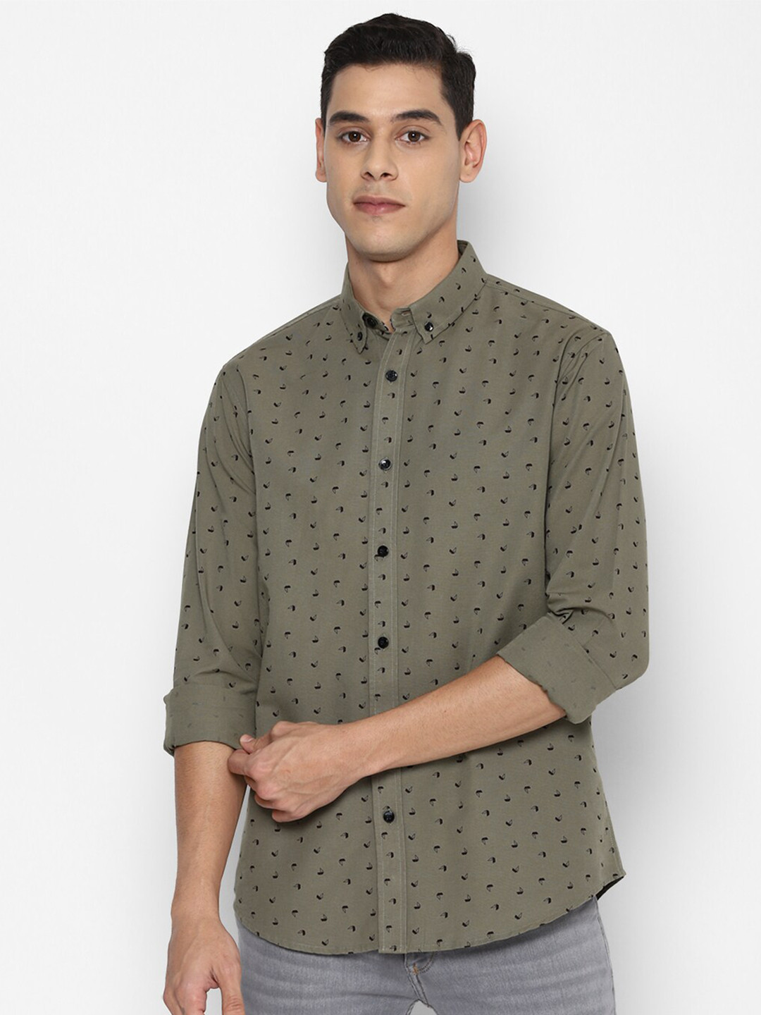 FOREVER 21 Men Grey Slim Fit Opaque Printed Casual Shirt
