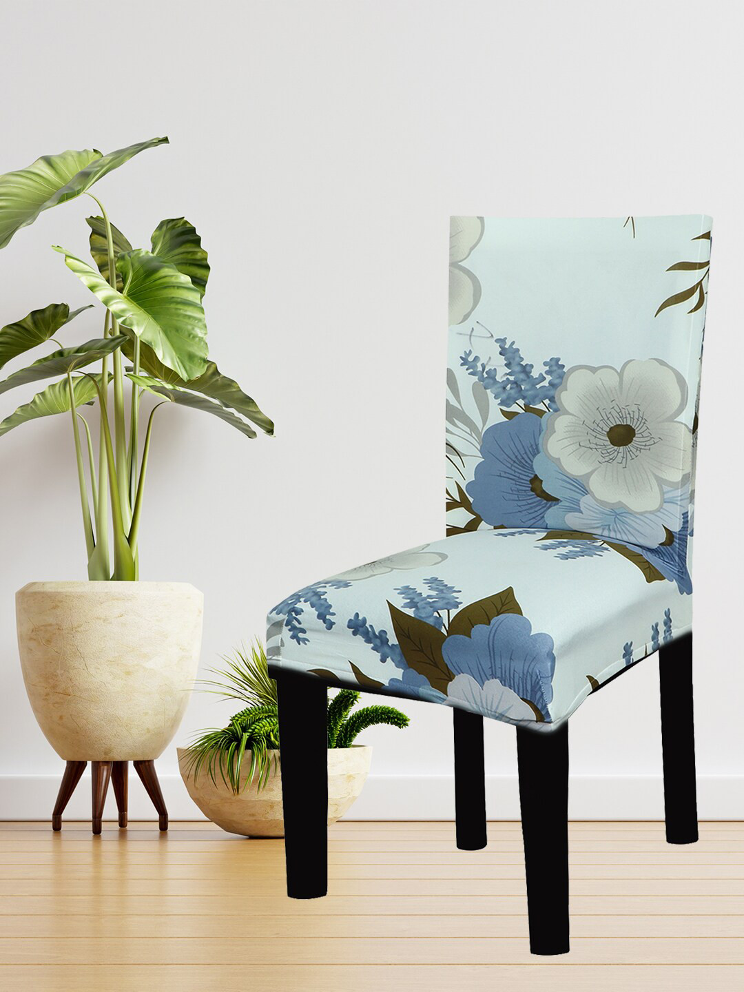 HOUSE OF QUIRK White & Blue Orchid Printed Chair Cover