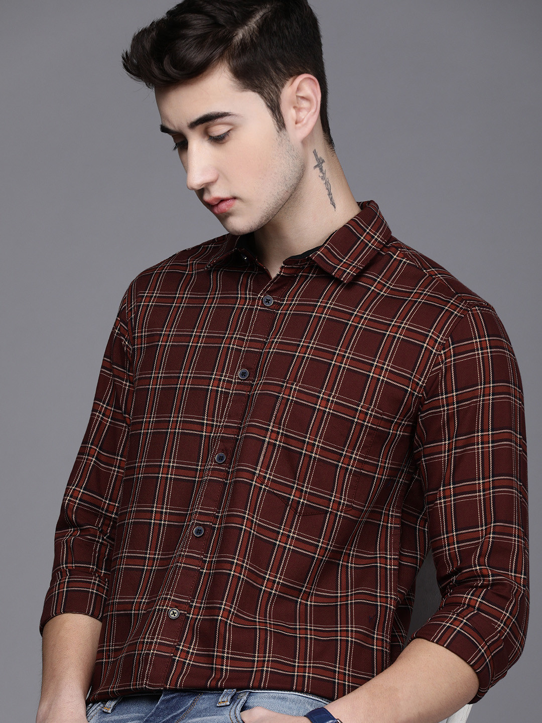Voi Jeans Men Red Slim Fit Tartan Checks Checked Casual Shirt