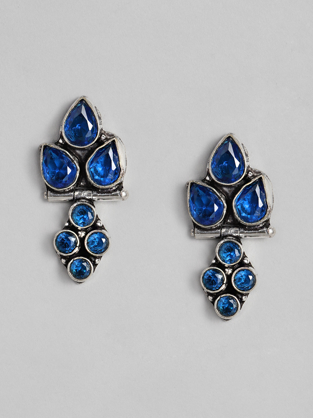 EL REGALO Blue & Silver-Toned Seven Stone Studs Earrings