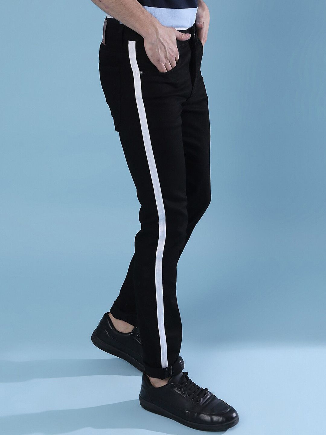 Campus Sutra Men Black Super Low Distress Stretchable Jeans