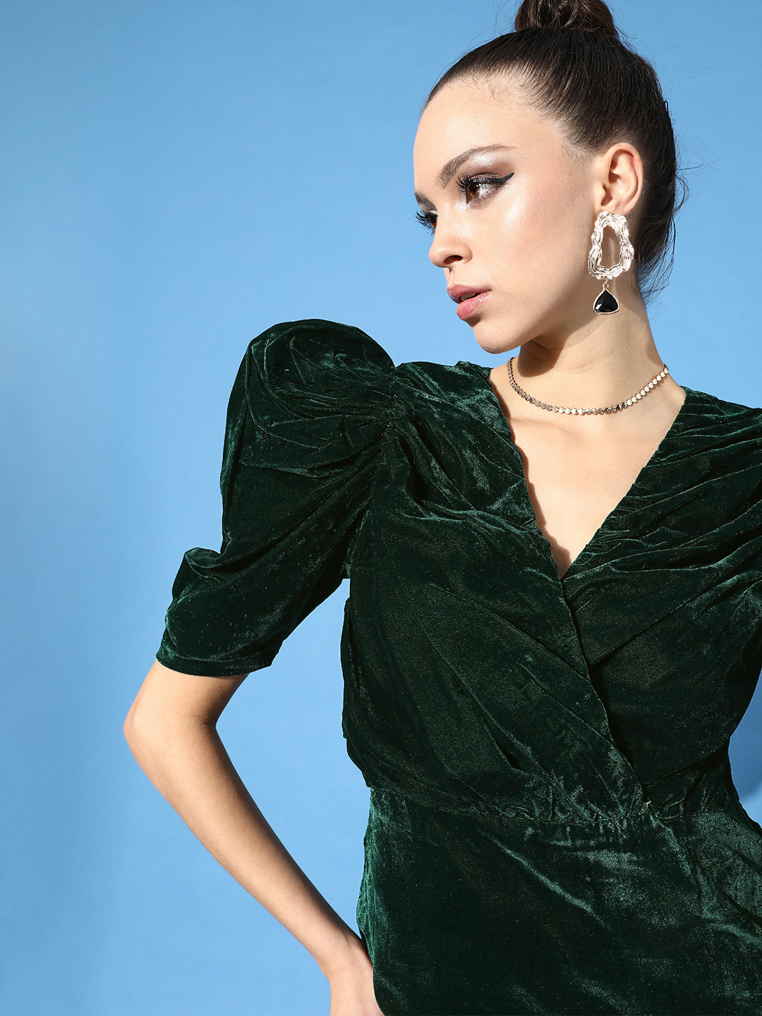 Cation Women Green Solid Velvet Dress