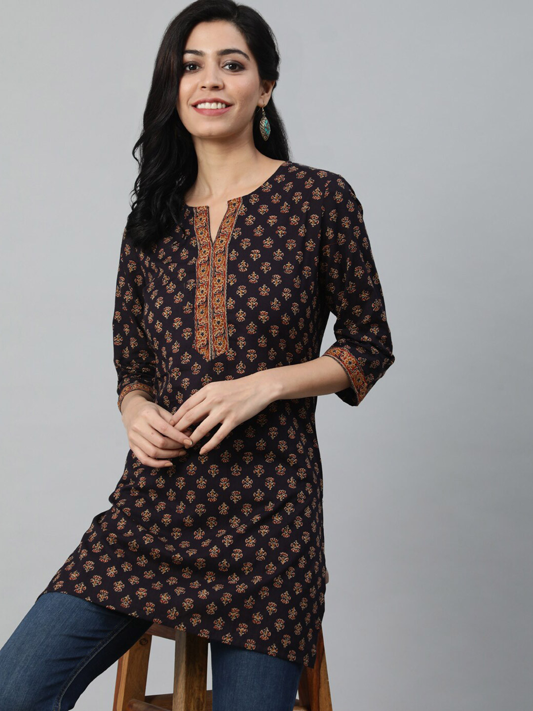 Nayo Women Dark Purple Printed Tunic