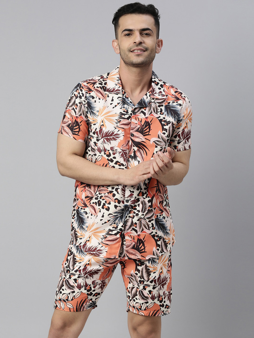 Bushirt Men Cream-Coloured & Orange Printed Night suit