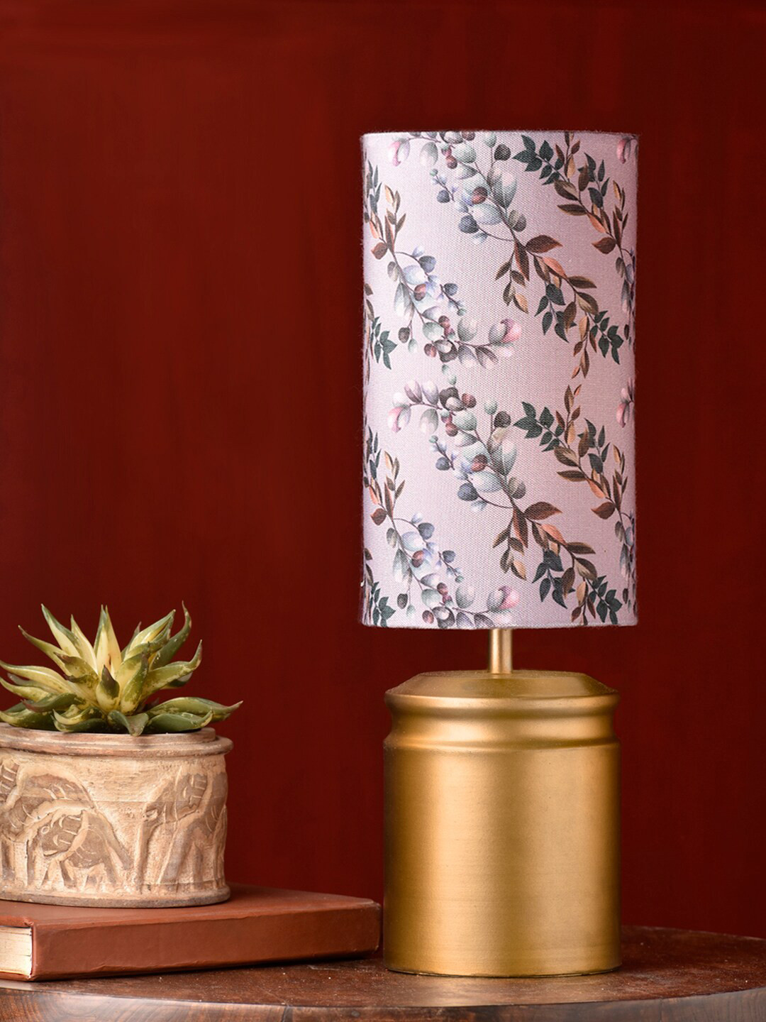 green girgit  Gold Toned Metal Table Lamp With Creeper Print Shade