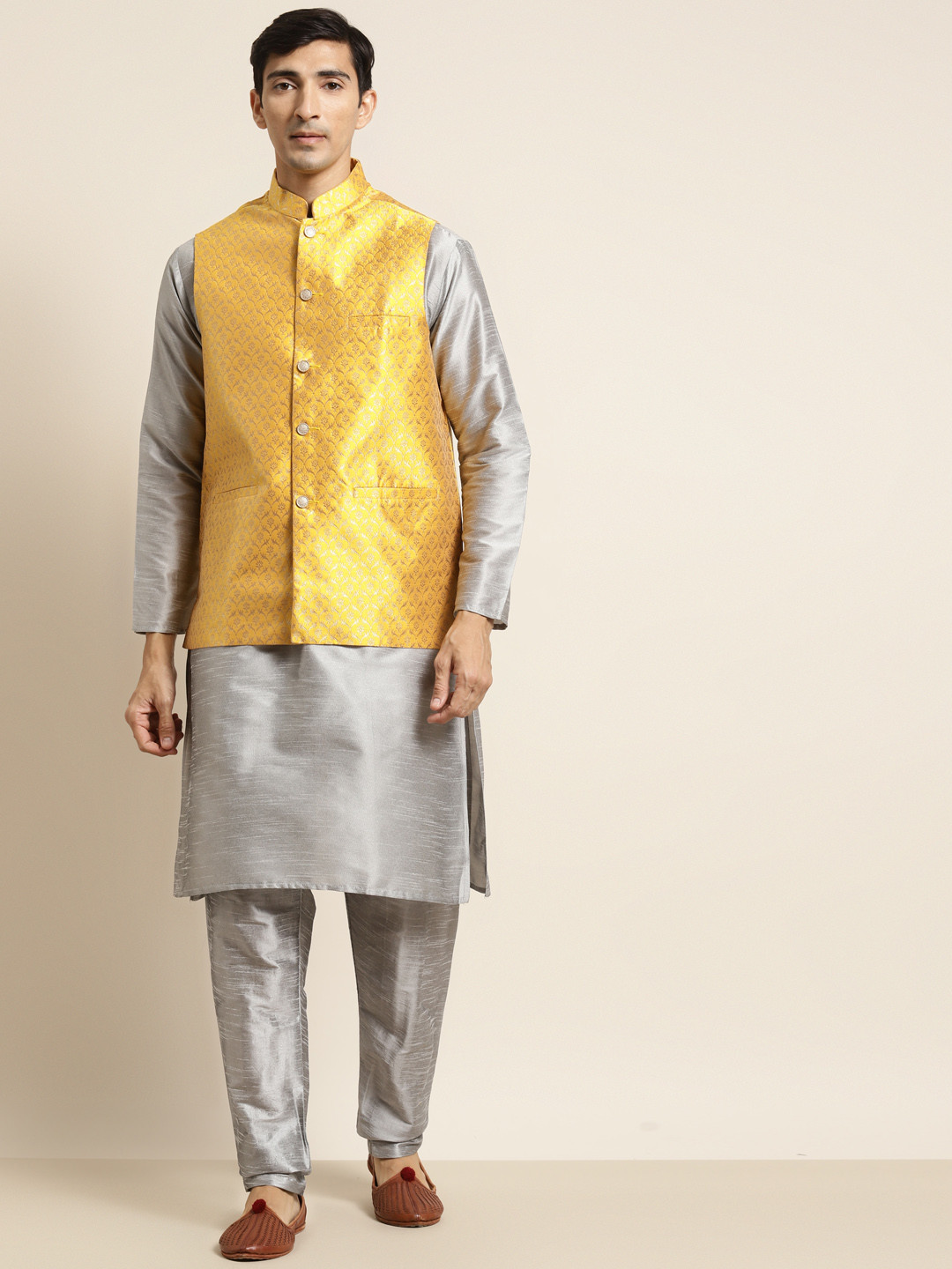 SOJANYA Men Grey & Mustard Yellow Kurta with Pyjamas & Woven Design Nehru Jacket