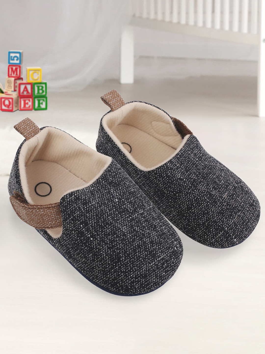 Baby Moo Kids Black Textured Booties
