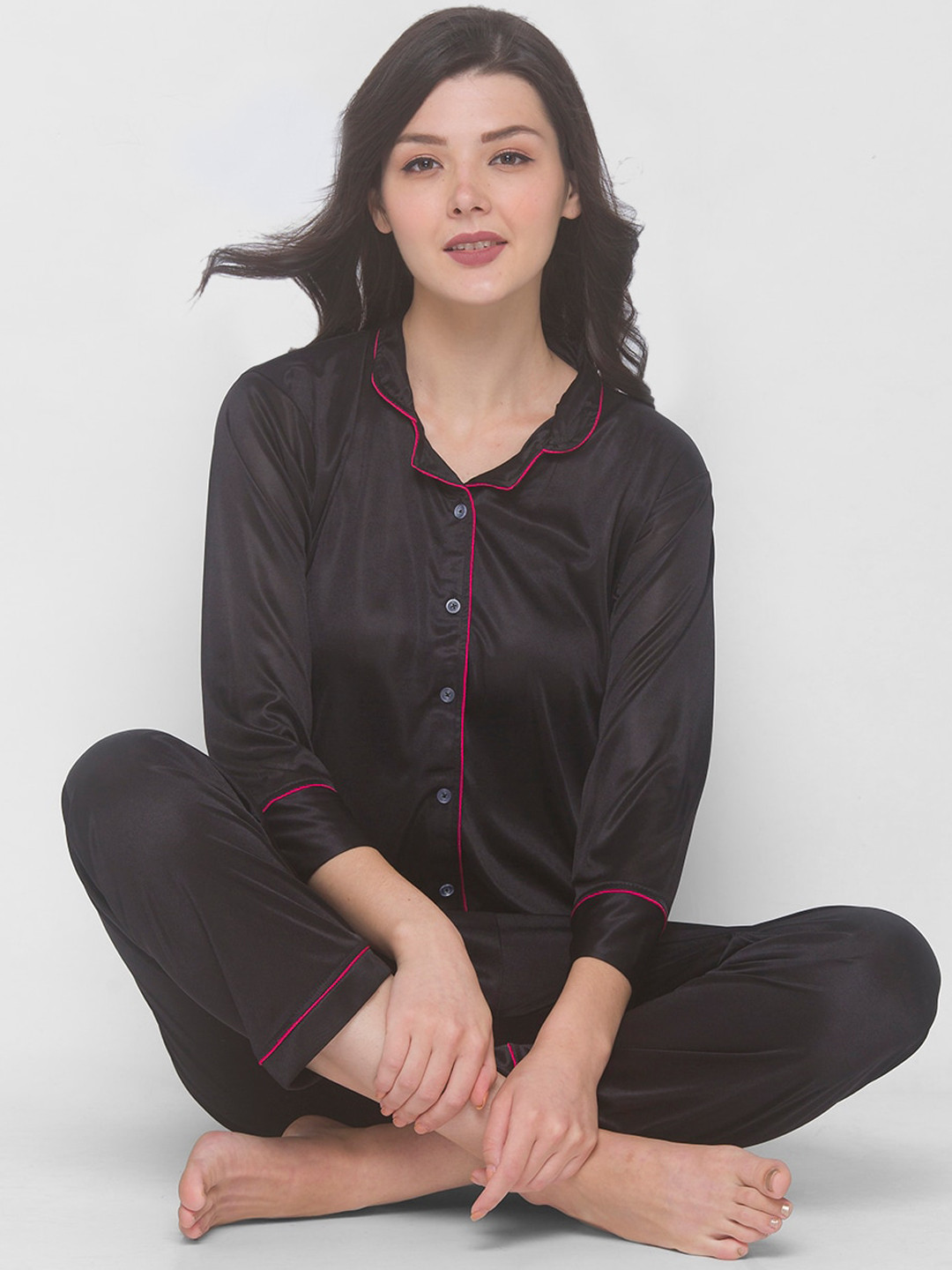 AV2 Women Black & Fuchsia Solid Night suit