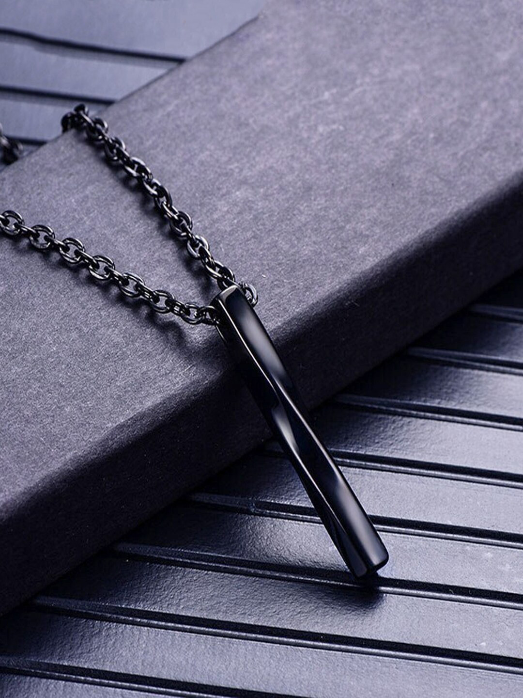 Yellow Chimes Black Stainless Steel Simple Bar Design Pendant With High Polished Chain