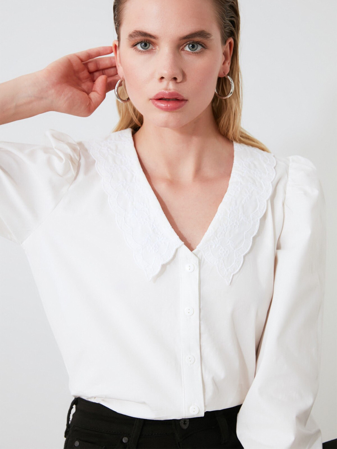 Trendyol Women Classic White Solid Shirt
