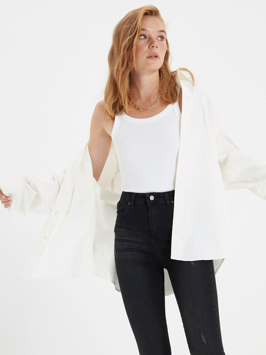 Trendyol Women Mid-Rise No Fade Clean Look With belt loops Cotton Slim Fit Jean