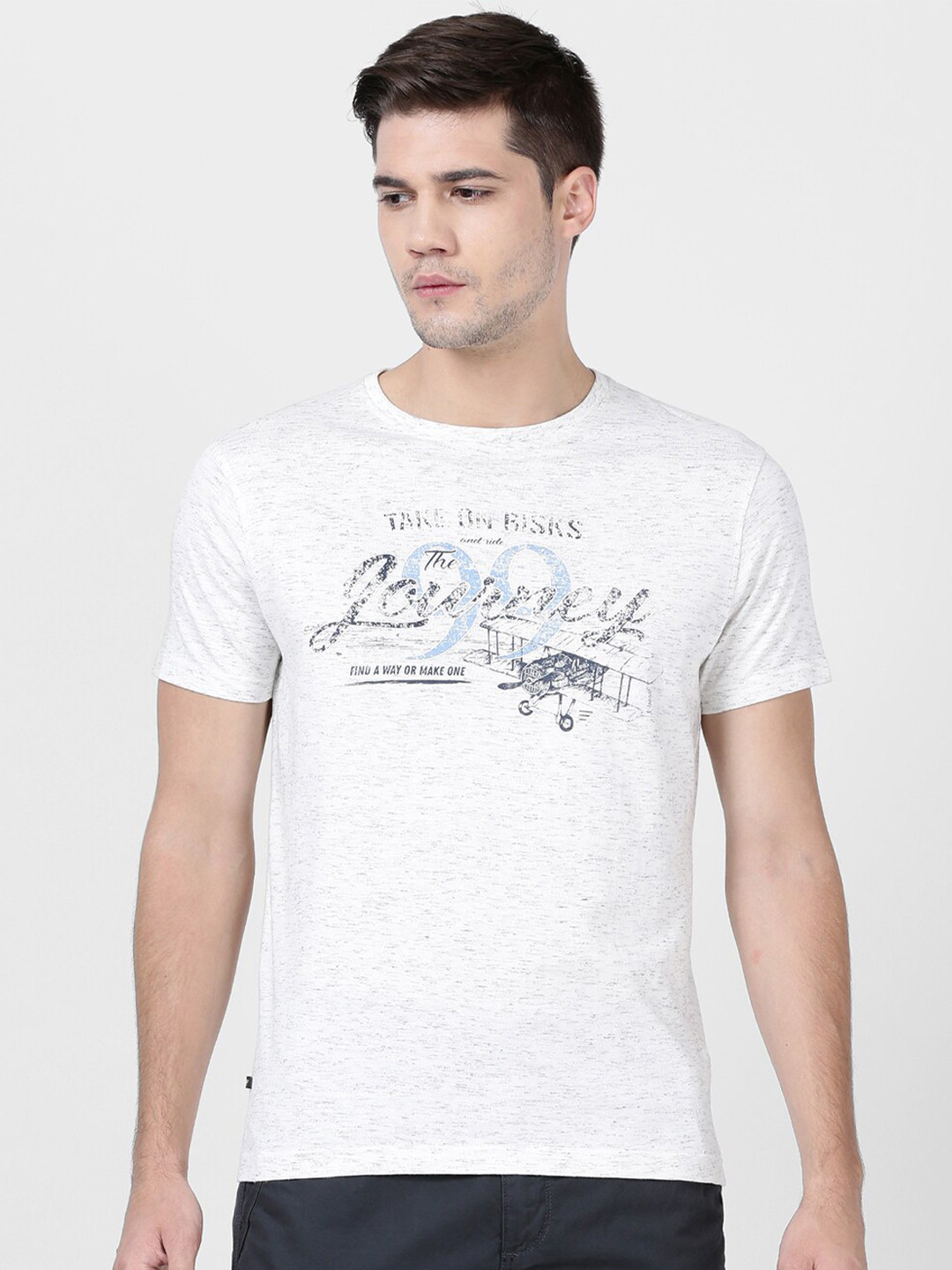 t-base Men Off White Typography Printed Raw Edge T-shirt